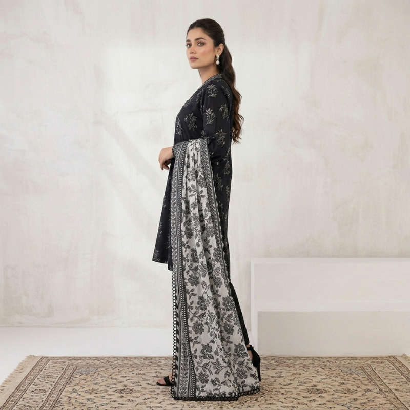 Black And White Lawn Dupatta 3 Piece Suit